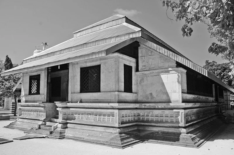 Hukuru Miskiiy - Photo Credit: https://www.flickr.com/people/mashafeeg/